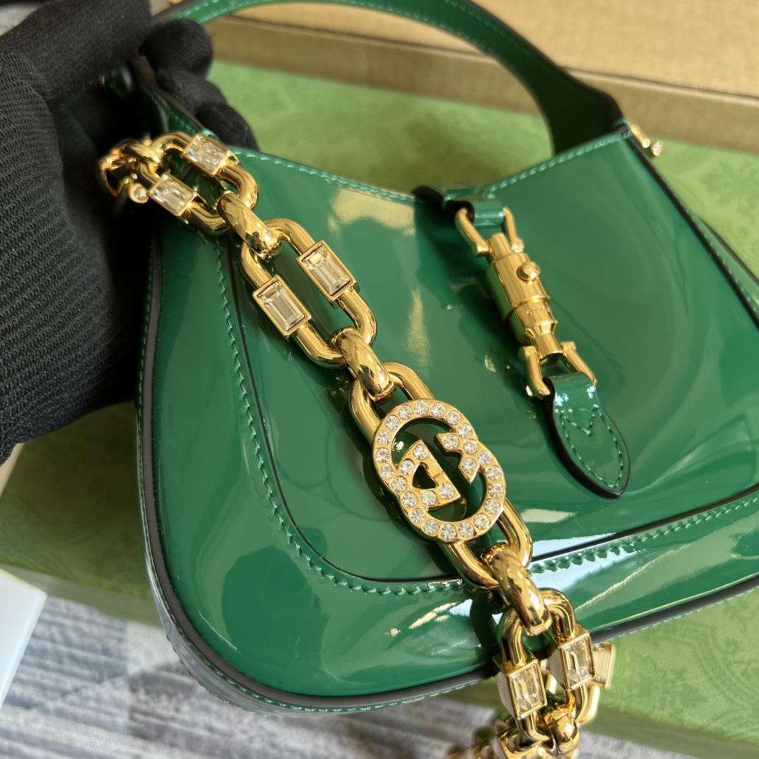 Gucci Hobo Bags